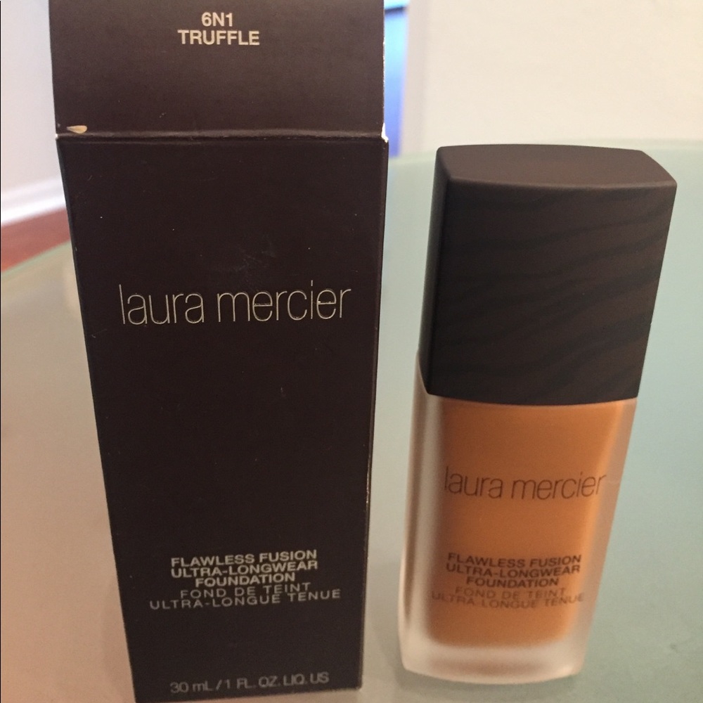 NEW Laura Mercier ultra-longwear foundation